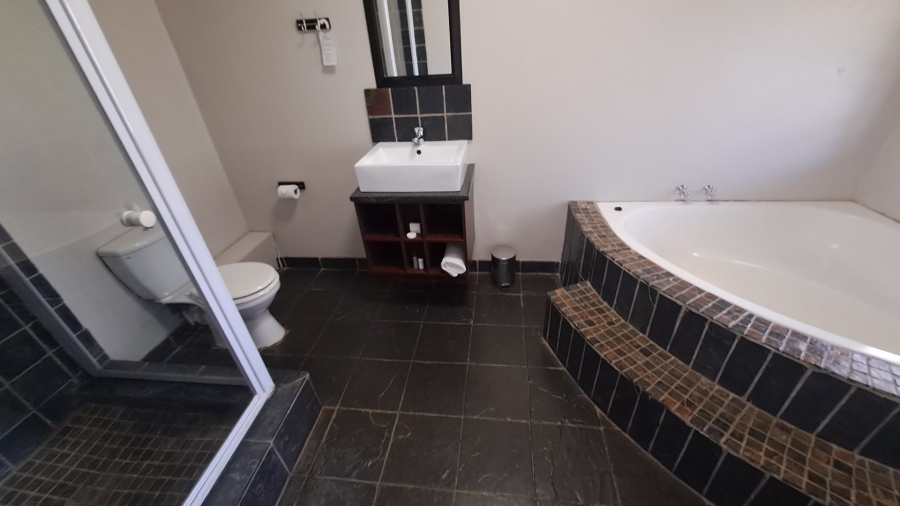  Bedroom Property for Sale in Dan Pienaar Free State